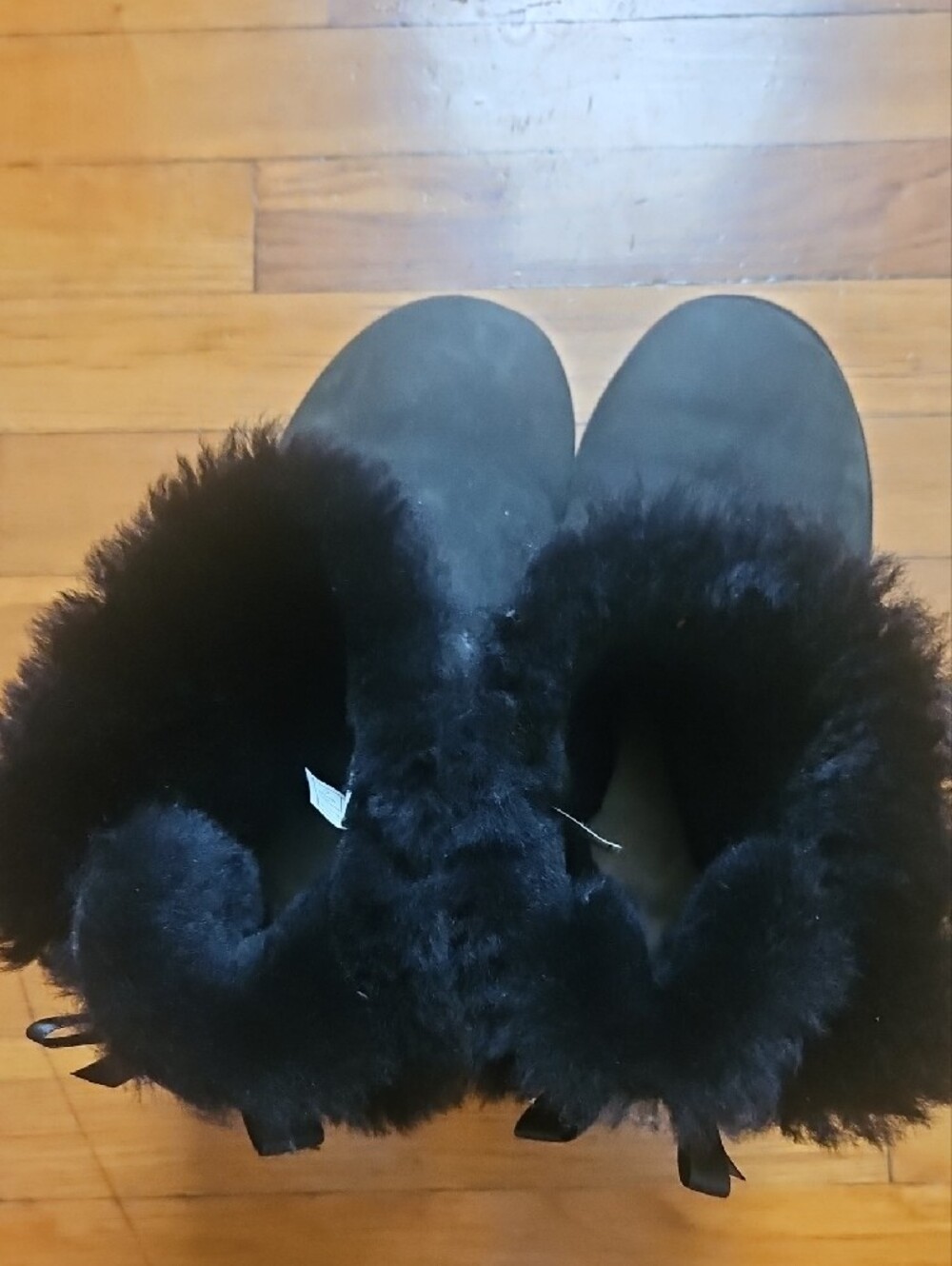 UGG Women's Black Bailey Bow boots - Picture 3 of 6